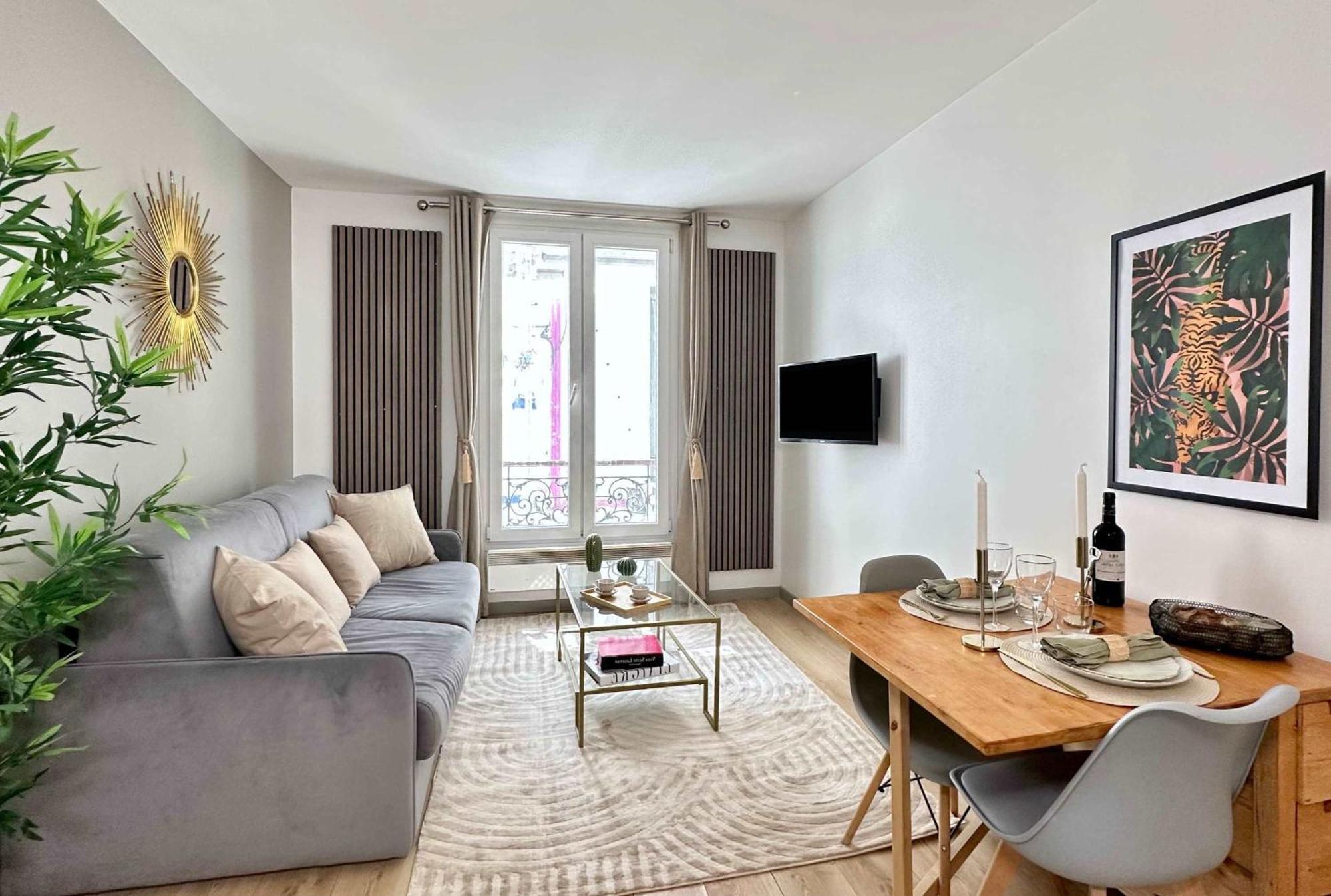 Apartment Comfortable Family Flat In Paris
